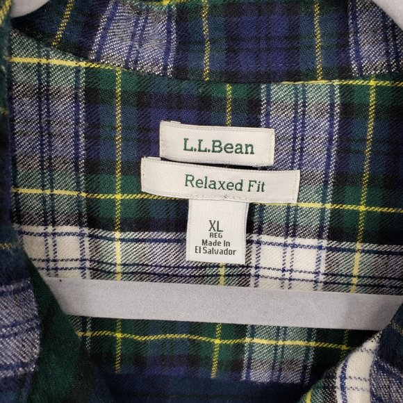 LL Bean Relaxed Fit Scotch Plaid Flannel Button Down Shirt XL - Picture 4 of 12